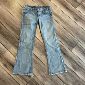 Classic Blue Women's Jeans Size   28W/31L